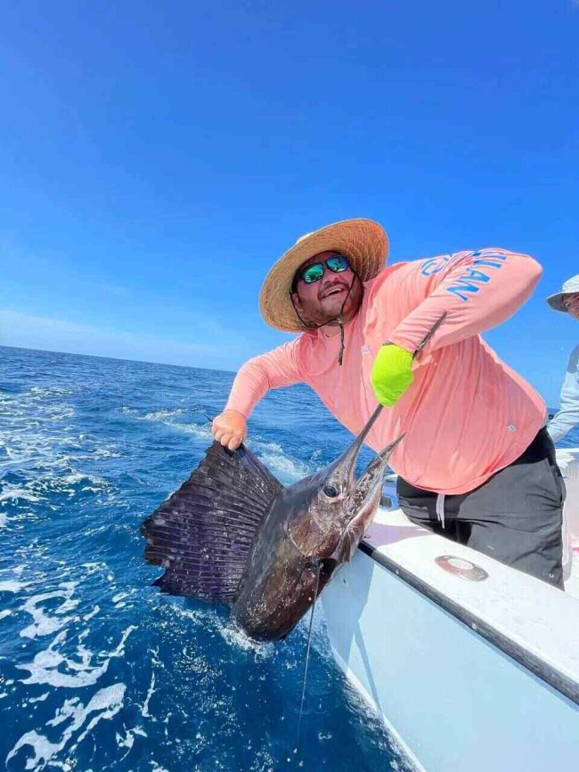 manuel antonio offshore fishing charters quepos costa rica full day and 3/4 day