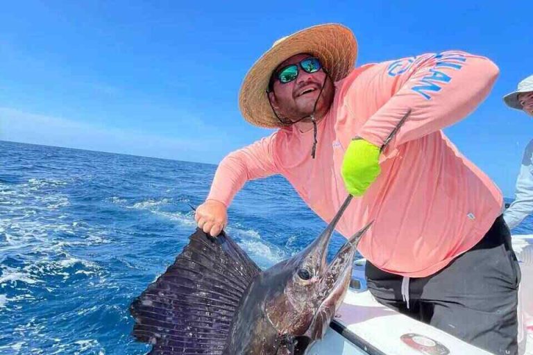 manuel antonio offshore fishing charters quepos costa rica full day and 3/4 day